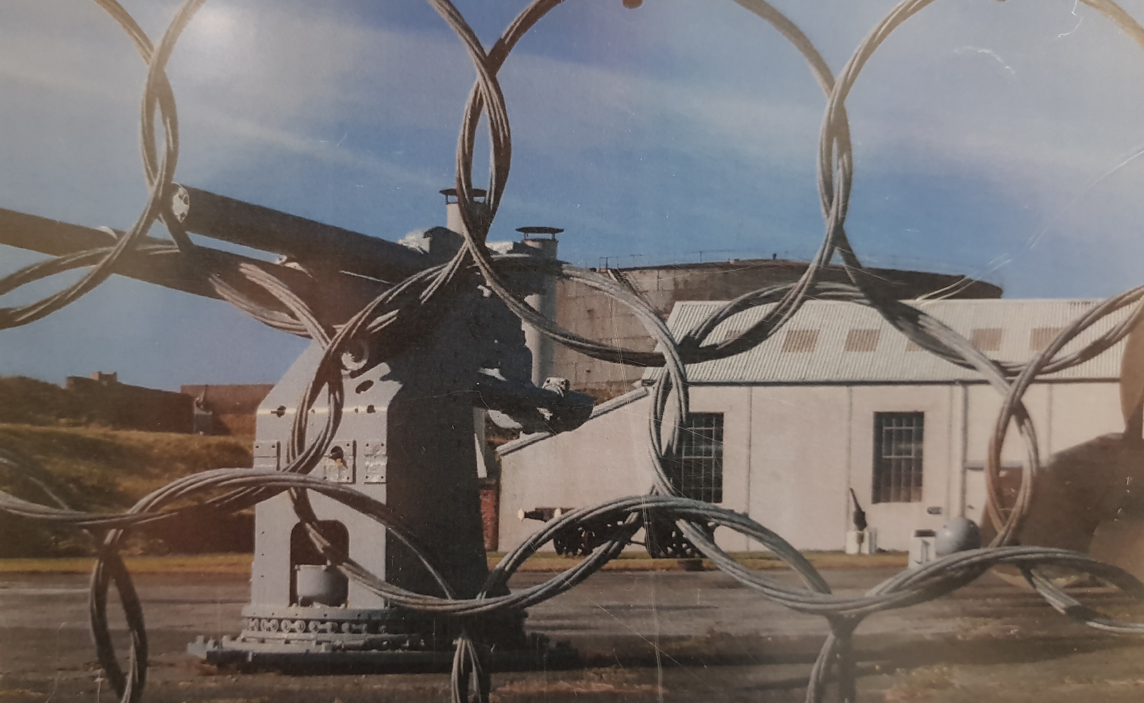 Thames Naval Fort 3.7 HAA Gun