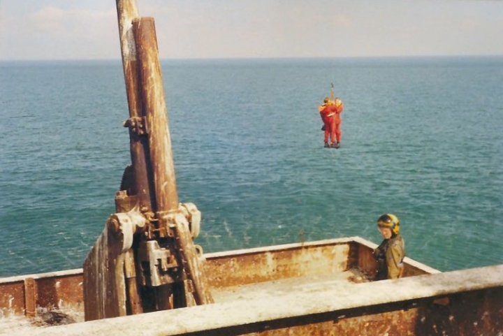 Royal Engineers airlifted onto Tongue Tower